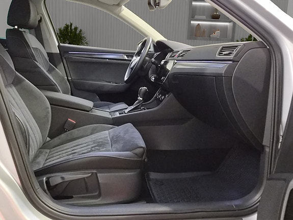 Skoda Superb 14 of 25