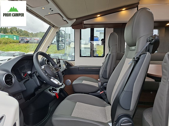 Carthago c-line I 5.9 XL LE (MB) "Black Edition" 13 of 30