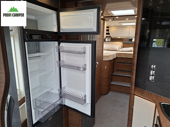 Carthago c-line I 5.9 XL LE (MB) "Black Edition" 25 of 30