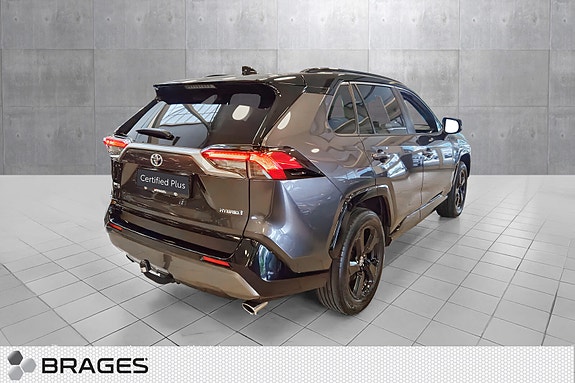 Toyota RAV4 5 of 22