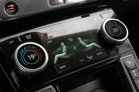 Jaguar I-PACE 14 of 26