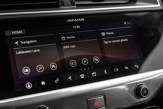 Jaguar I-PACE 24 of 26