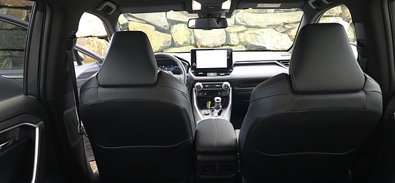 Toyota RAV4 12 of 30