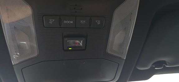Toyota RAV4 27 of 30