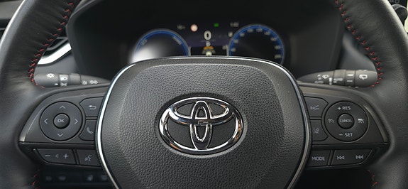 Toyota RAV4 21 of 30