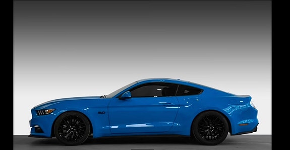 Ford Mustang 6 of 16