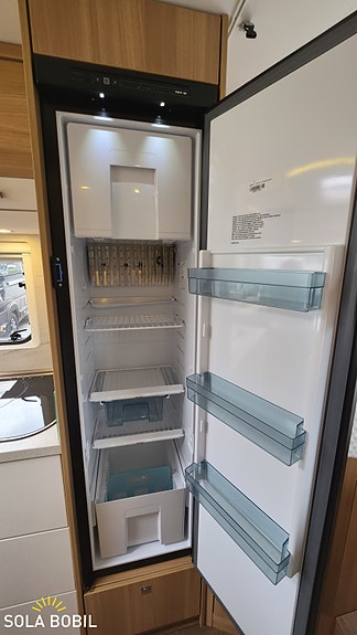 Dethleffs I 6611 ADVANTAGE I | Automat | 3.500 kg | Klasse B | To enkle senger |  Senkeseng |  Elektrisk gulvvarme 20 of 30