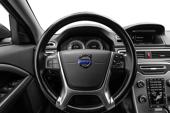 Volvo V70 12 of 21