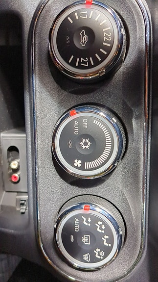 Mitsubishi Lancer 4 of 30
