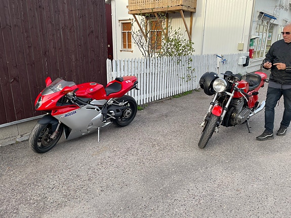 MV Agusta F4 750 11 of 16