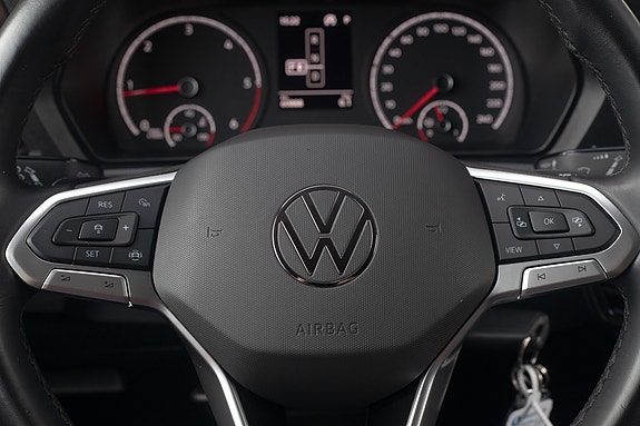 Volkswagen Caddy 14 of 30