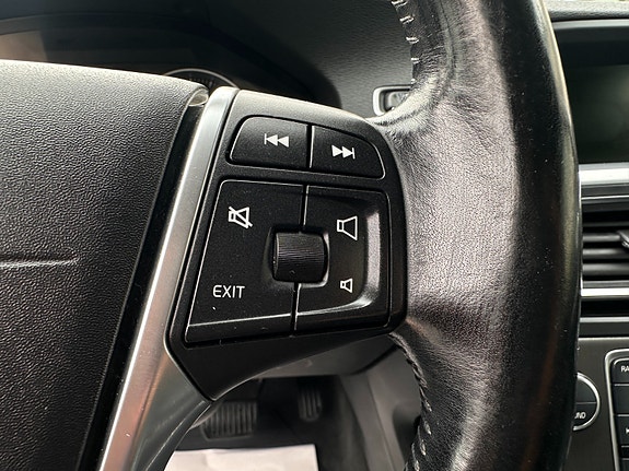 Volvo S60 21 of 30