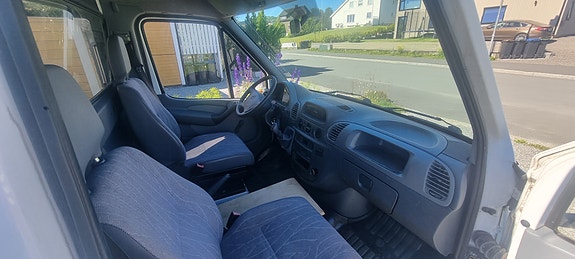 Mercedes-Benz Sprinter 16 of 30