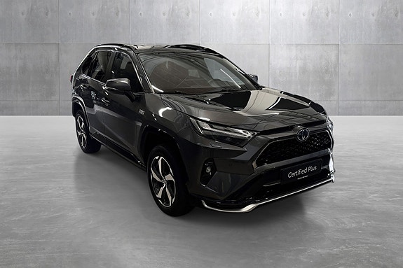 Toyota RAV4 7 of 28