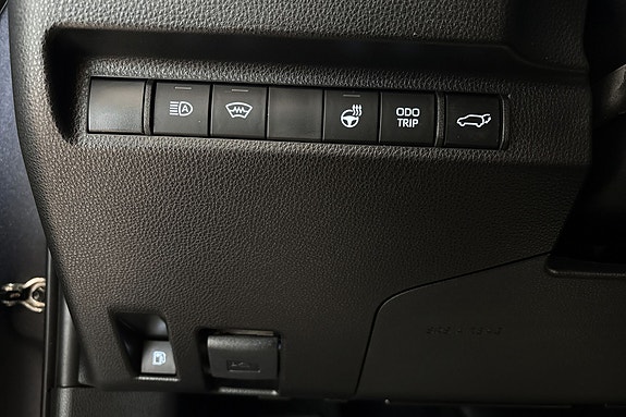 Toyota RAV4 27 of 28