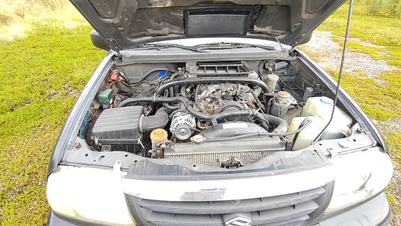 Suzuki Grand Vitara 5 of 7