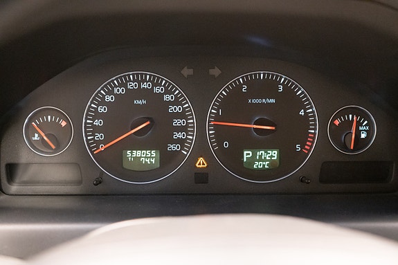 Volvo V70 28 of 30