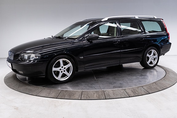 Volvo V70 19 of 30