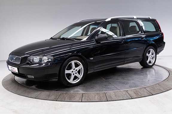 Volvo V70 18 of 30