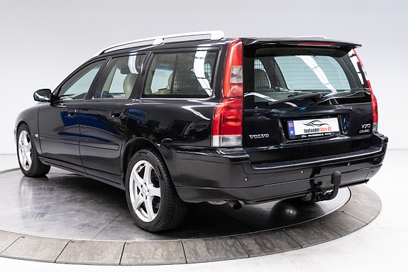 Volvo V70 21 of 30