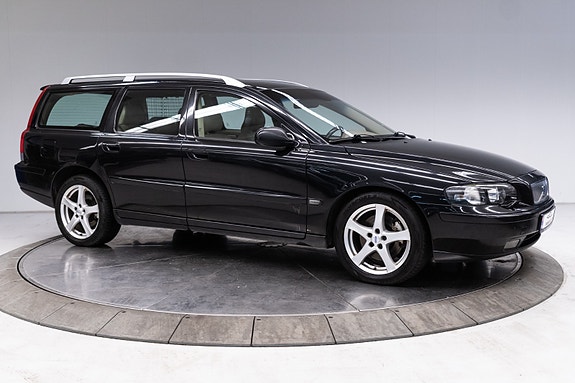Volvo V70 24 of 30