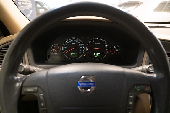 Volvo V70 27 of 30