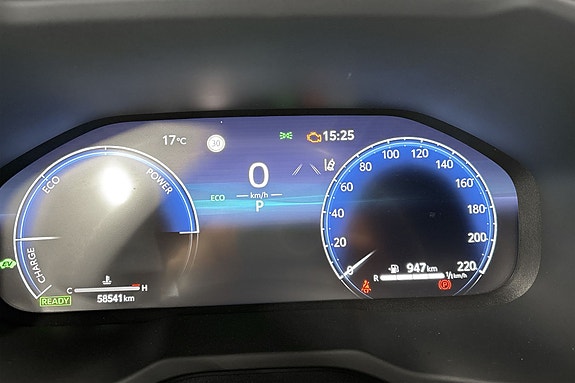 Toyota RAV4 12 of 29