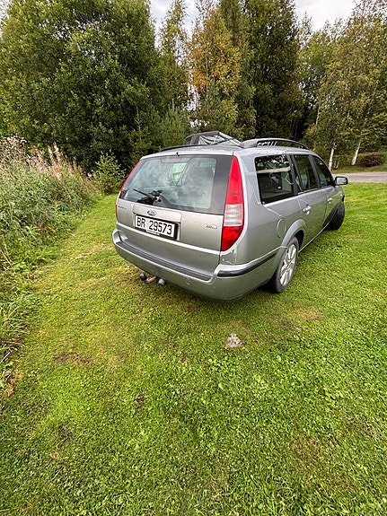 Ford Mondeo 4 of 10