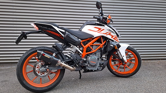 KTM 390 Duke 4 of 18