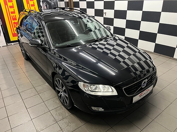 Volvo V70 6 of 30