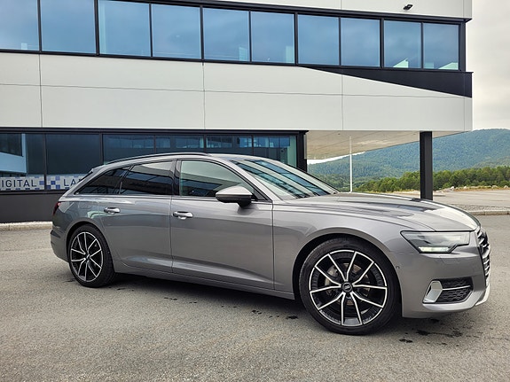 Audi A6 4 of 30