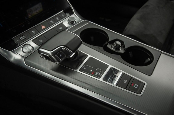 Audi A6 25 of 30