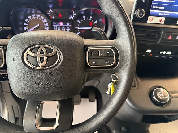 Toyota Proace City 10 of 30