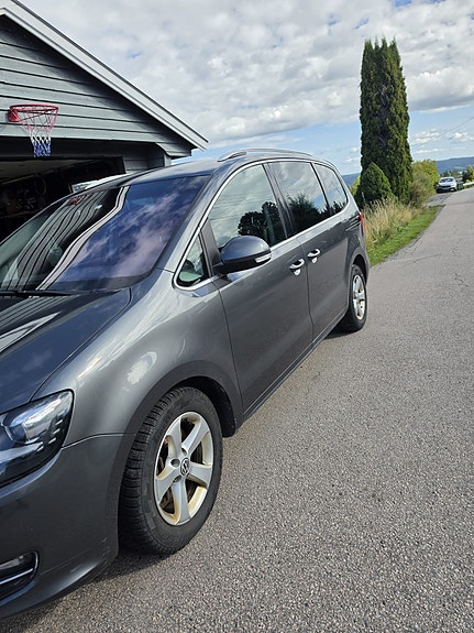 Volkswagen Sharan 3 of 22