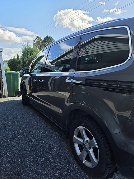 Volkswagen Sharan 7 of 22