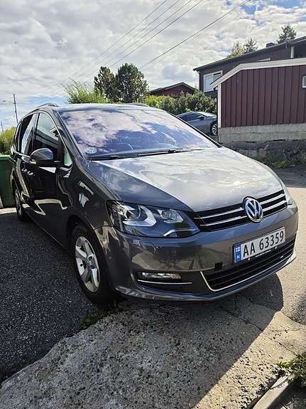 Bruktbil til salgs: Volkswagen Sharan - 2013 - Grå - 140 hk