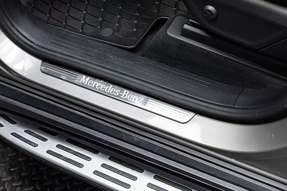 Mercedes-Benz GLE400 d 13 of 30