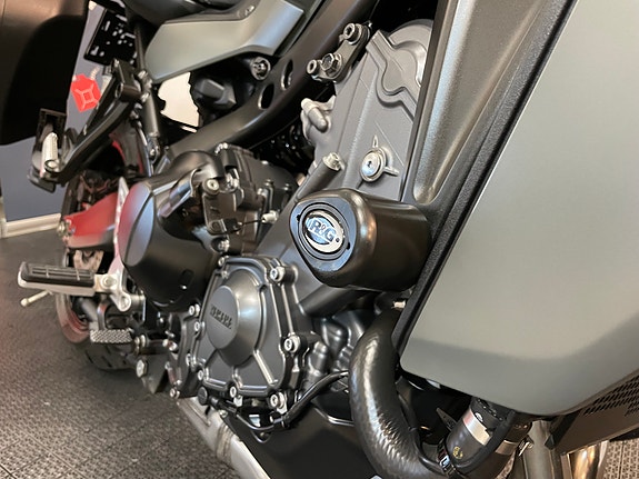 Yamaha Tracer 9 *** ALLE VESKER * SERVICE/GARANTI *** 30 of 30