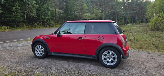 MINI Cooper 10 of 24