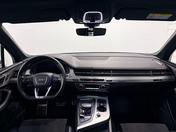 Audi Q7 14 of 30
