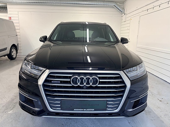 Audi Q7 13 of 30