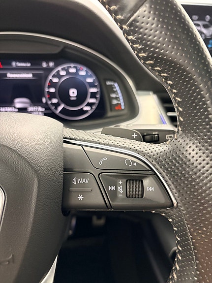 Audi Q7 23 of 30