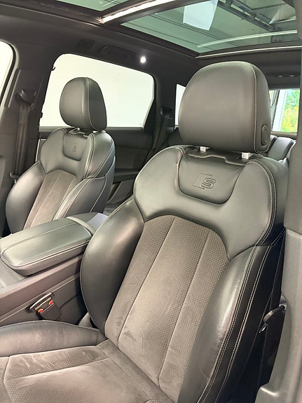 Audi Q7 20 of 30