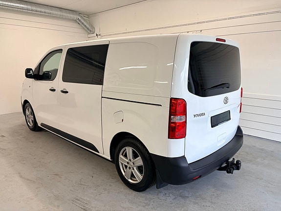 Toyota Proace 7 of 19