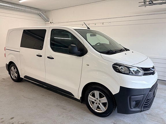 Toyota Proace 3 of 19