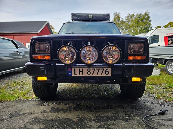 Jeep Cherokee 5 of 24