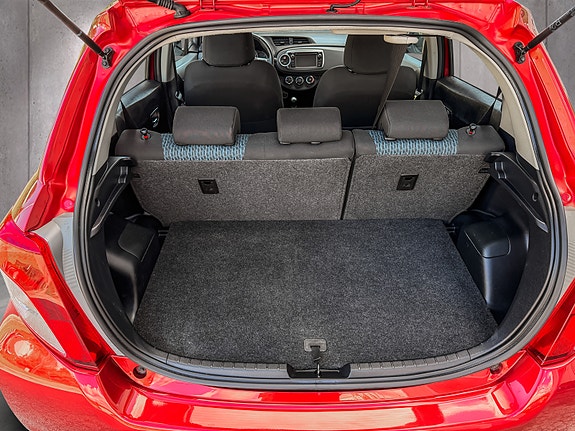 Toyota Yaris 10 of 11