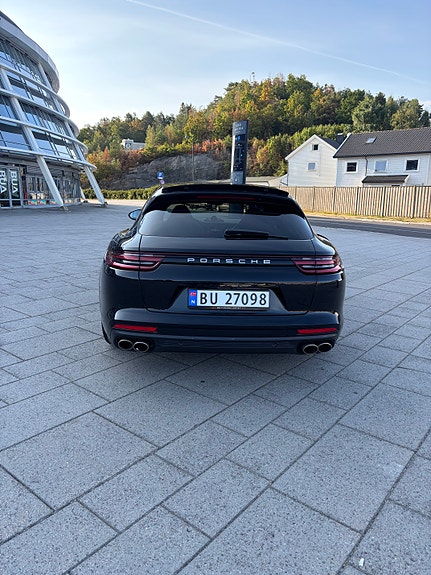 Porsche Panamera 5 of 18