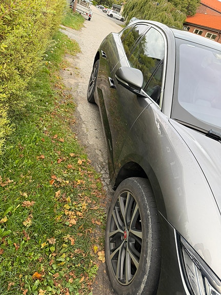 Jaguar I-PACE 5 of 20
