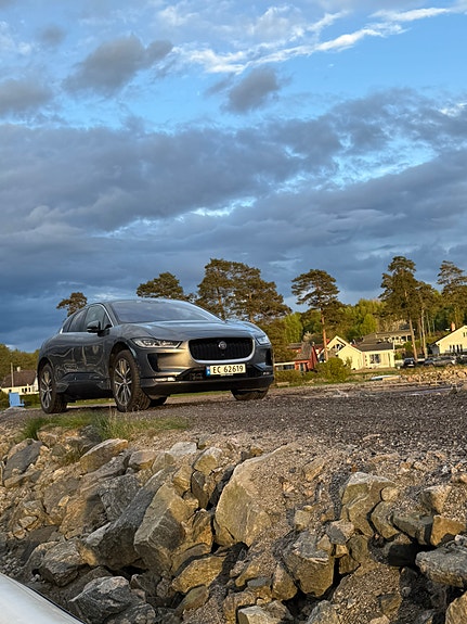 Jaguar I-PACE 2 of 20